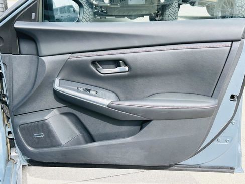 Used 2024 Nissan Sentra SR w/ SR Premium Package image 30