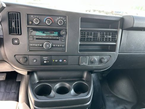 Used 2021 Chevrolet Express 2500 w/ Driver Convenience Package RWD image 18