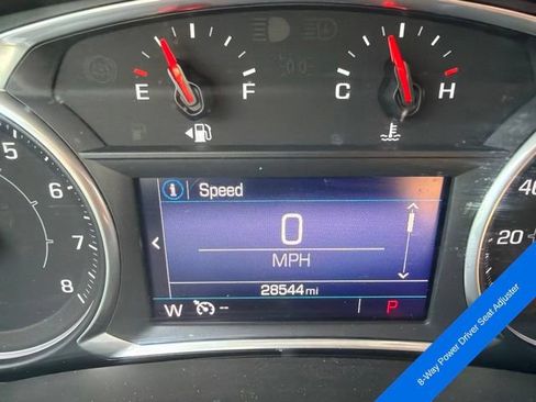 Used 2022 GMC Terrain SLE w/ Driver Convenience Package AWD/4WD image 10