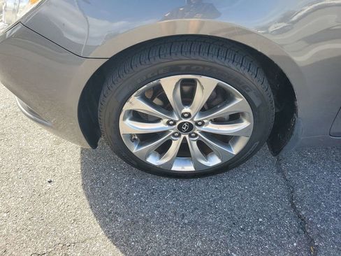 Used 2012 Hyundai Sonata SE w/ Navigation & Sunroof Pkg image 17