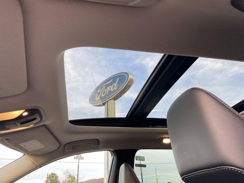 Used 2023 INFINITI QX60 Pure image 29