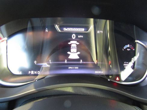 Used 2024 RAM 2500 Laramie w/ Safety Group AWD/4WD image 13