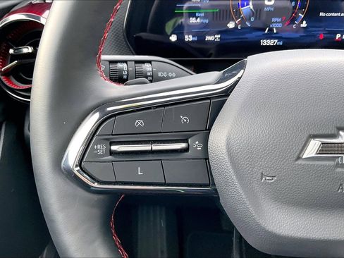 Used 2025 Chevrolet Equinox RS w/ Convenience Package III image 17