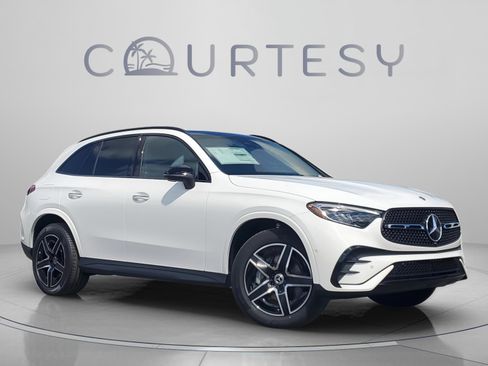Certified 2026 Mercedes-Benz GLC 300 4MATIC image 5