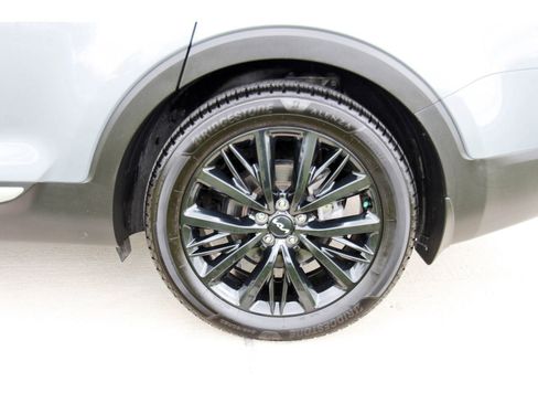 Used 2022 Kia Telluride SX w/ Towing Package FWD image 35