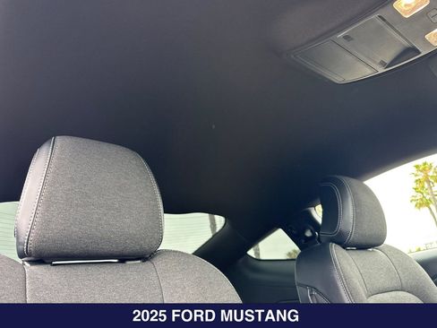 Used 2025 Ford Mustang Coupe RWD image 17