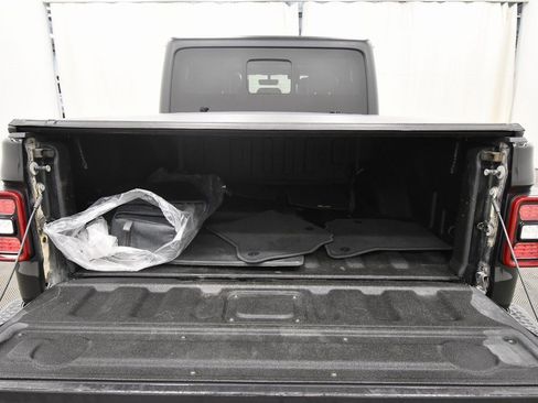 Used 2020 Jeep Gladiator Overland w/ Uconnect 4C Nav & Sound Group image 7