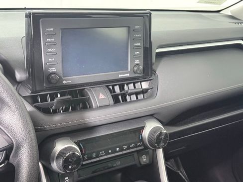Used 2022 Toyota RAV4 XLE w/ Convenience Package AWD/4WD image 12