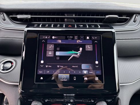 New 2026 Jeep Grand Cherokee L 4WD image 22