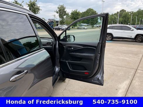 Used 2021 Honda Pilot Special Edition image 18
