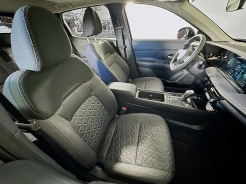 New 2026 Nissan Kicks SV w/ SV Premium Package image 29