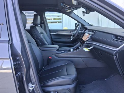 New 2026 Jeep Grand Cherokee Limited w/ Limited Altitude Package RWD image 26