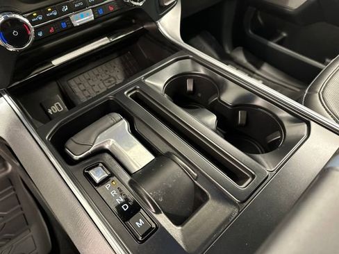 Certified 2025 Ford F150 Platinum w/ FX4 Off-Road Package image 33