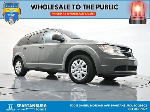 Used 2019 Dodge Journey SE image 36