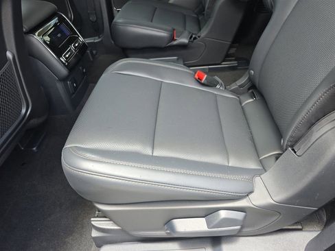 New 2025 Lincoln Aviator 2WD w/ Equipment Group 101A image 16