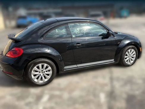 Used 2015 Volkswagen Beetle 1.8T FWD image 11