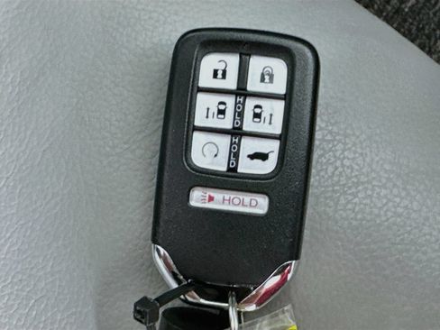 Used 2024 Honda Odyssey EX-L image 41