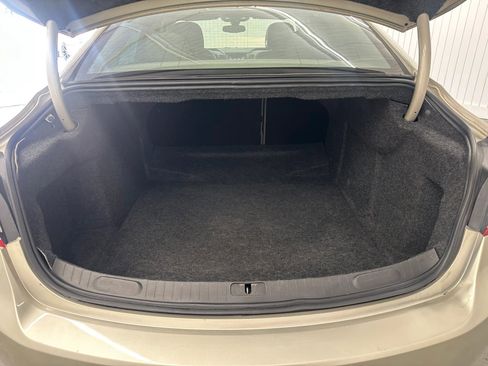 Used 2014 Chevrolet Impala LT image 12