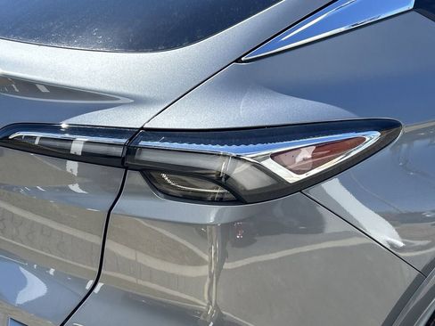 New 2026 Buick Envista Avenir image 9