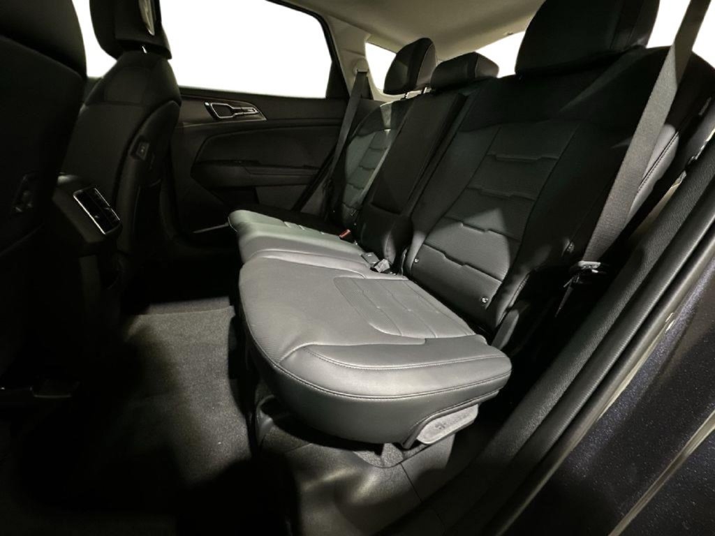 New 2026 Kia Sportage SX FWD image 25