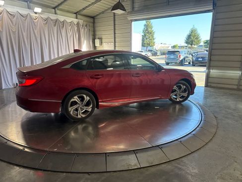 Used 2018 Honda Accord EX-L image 3