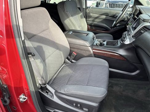 Used 2015 GMC Yukon SLE w/ Convenience Package image 38