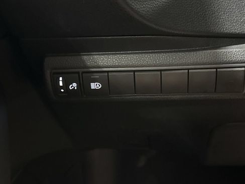 Used 2023 Toyota Corolla LE FWD image 18