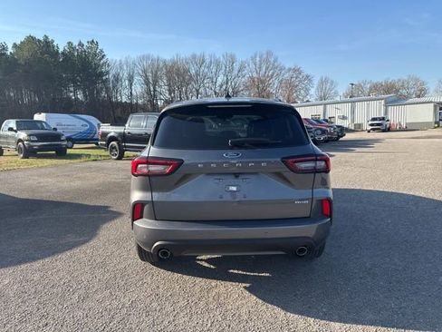 Used 2024 Ford Escape ST-Line w/ Tech Pack #1 image 17