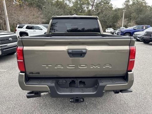 Certified 2025 Toyota Tacoma TRD Sport image 3