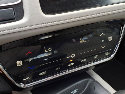Used 2019 Honda HR-V EX image 21