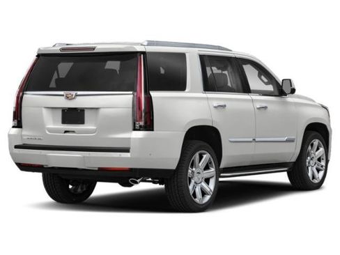 Used 2020 Cadillac Escalade Luxury image 2