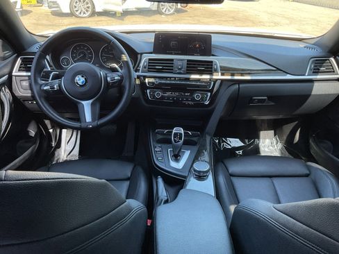 Used 2020 BMW 440i Coupe w/ M Sport Package image 18