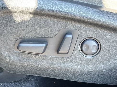 Used 2016 Kia Sorento EX w/ EX Touring Package FWD image 12