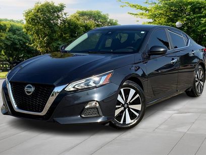 Used 2021 Nissan Altima 2.5 SV