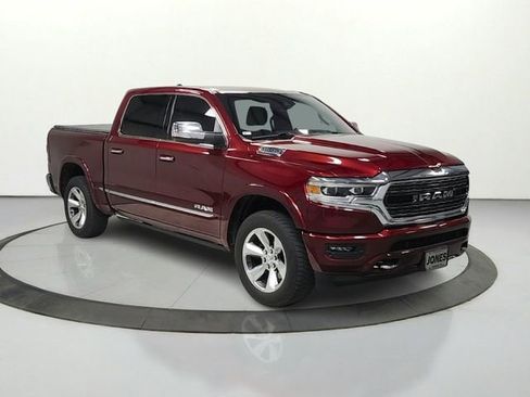 Used 2022 RAM 1500 Limited w/ Body-Colour Bumper Group AWD/4WD image 2