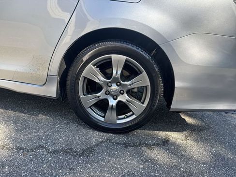 Used 2017 Toyota Sienna SE Premium FWD image 34