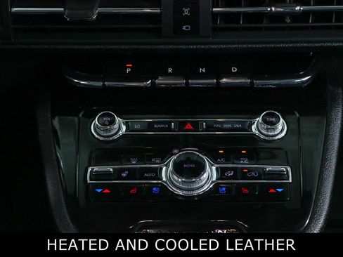 Used 2021 Lincoln Corsair AWD w/ Premium Package image 20