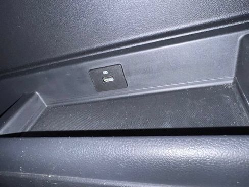 Used 2023 Ford Expedition Limited RWD image 14