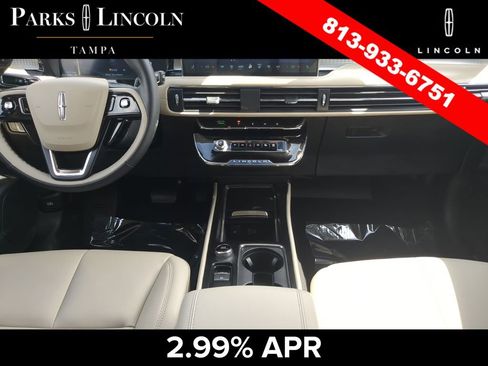 Certified 2025 Lincoln Corsair FWD image 13