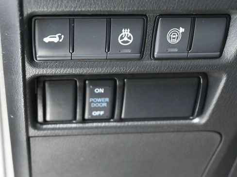 Used 2023 Nissan Armada SL w/ Captain's Chairs Package RWD image 6