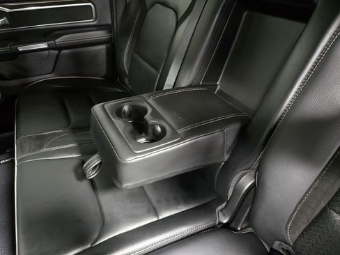 Used 2022 RAM 1500 Laramie AWD/4WD image 36