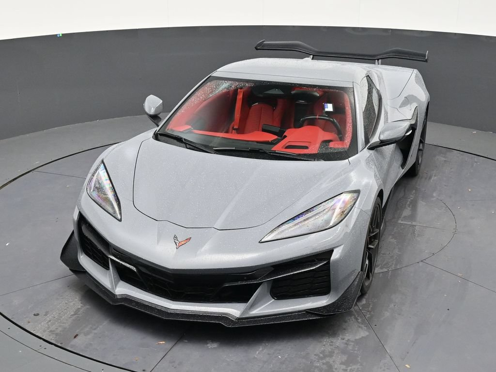 Used 2025 Chevrolet Corvette Z06 w/ Z07 Performance Package RWD image 18
