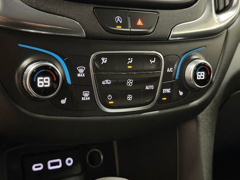 Certified 2022 Chevrolet Equinox LT image 29