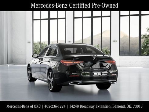 Used 2025 Mercedes-Benz C 300 Sedan image 28