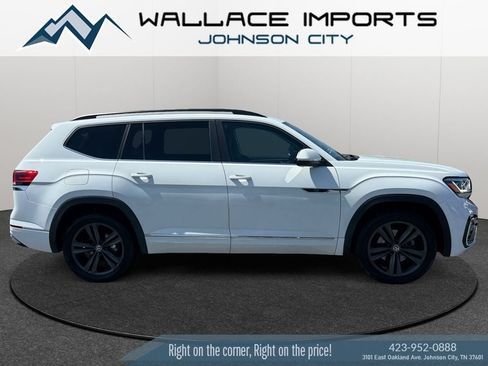 Used 2021 Volkswagen Atlas SE w/ Panoramic Sunroof Package FWD image 6