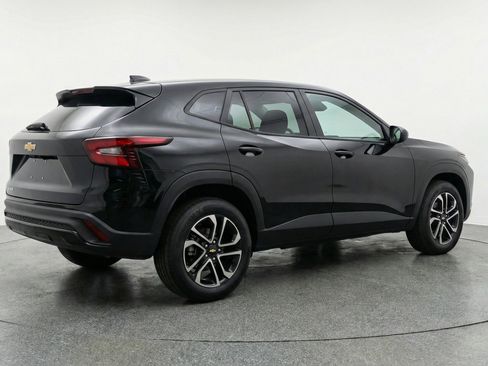 Used 2025 Chevrolet TrailBlazer LT image 9