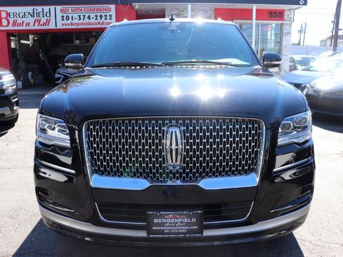 Used 2024 Lincoln Navigator L 4WD image 8