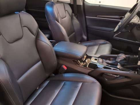 Used 2024 Kia Telluride S w/ S Sunroof Package image 13