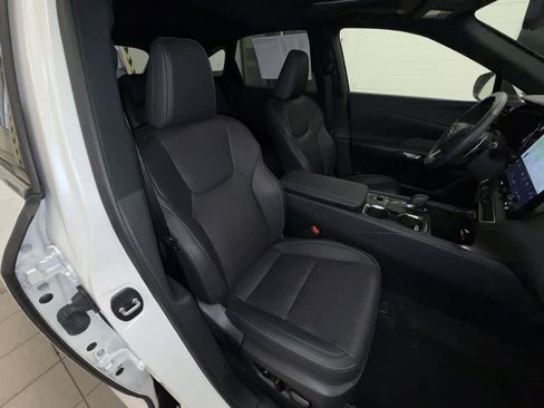 Used 2023 Lexus RX 350 Premium Plus w/ Cold Area Package AWD/4WD image 16