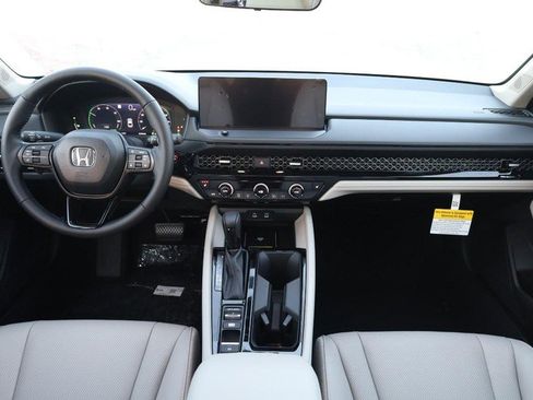 New 2025 Honda Accord EX-L image 19